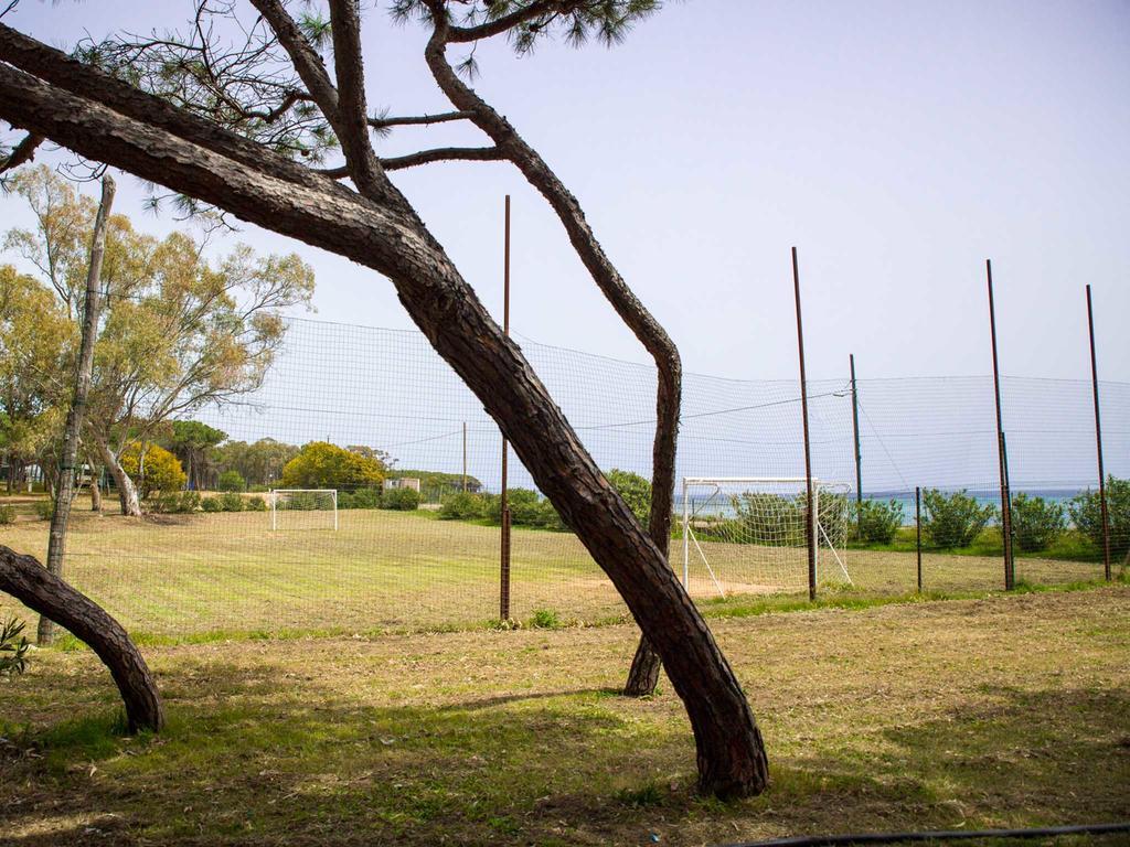 Camping Cala D'Ostia Pula Bagian luar foto