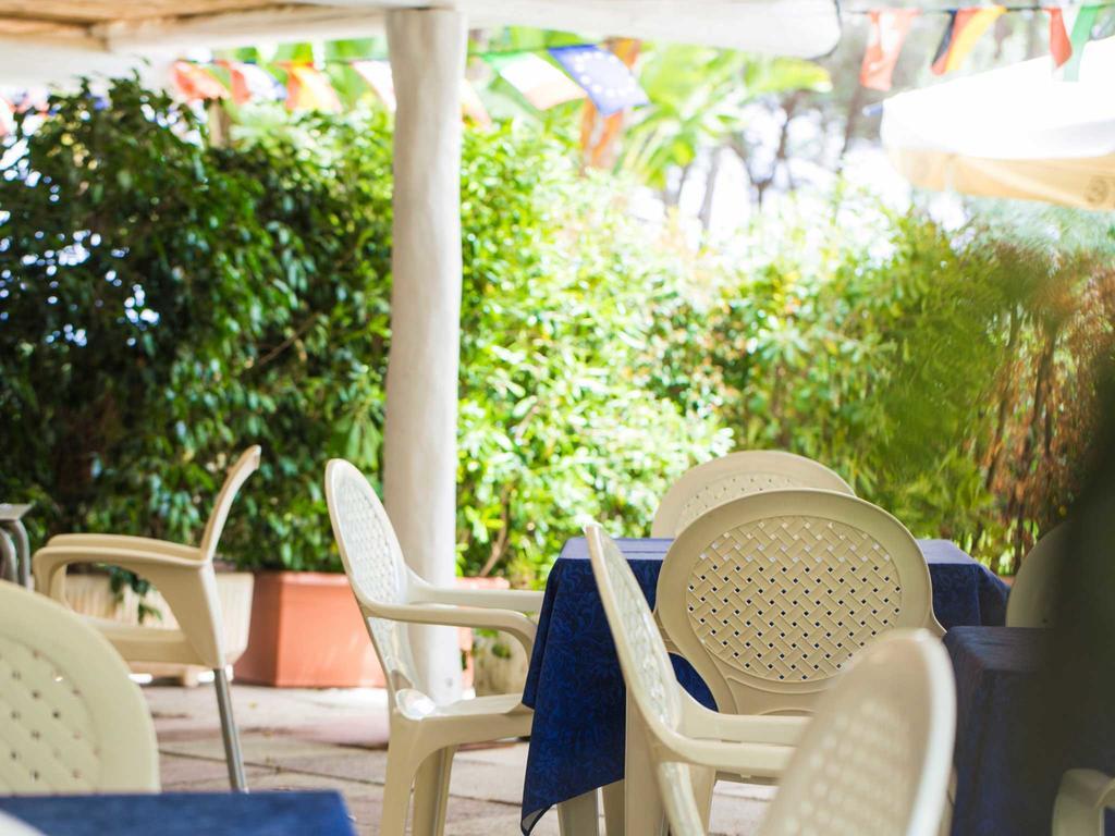 Camping Cala D'Ostia Pula Bagian luar foto